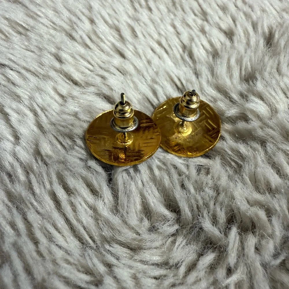 Vintage Cloisonné Enamel Floral Studs Circle‎ Shape Gold Tone Earrings Red Blue
